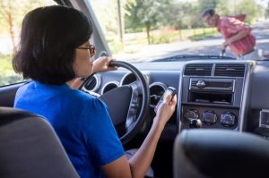 texting and driving bicycle accident